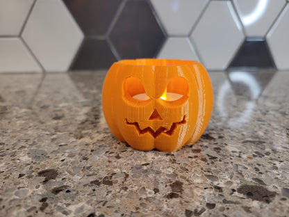 Small pumpkin with tealight