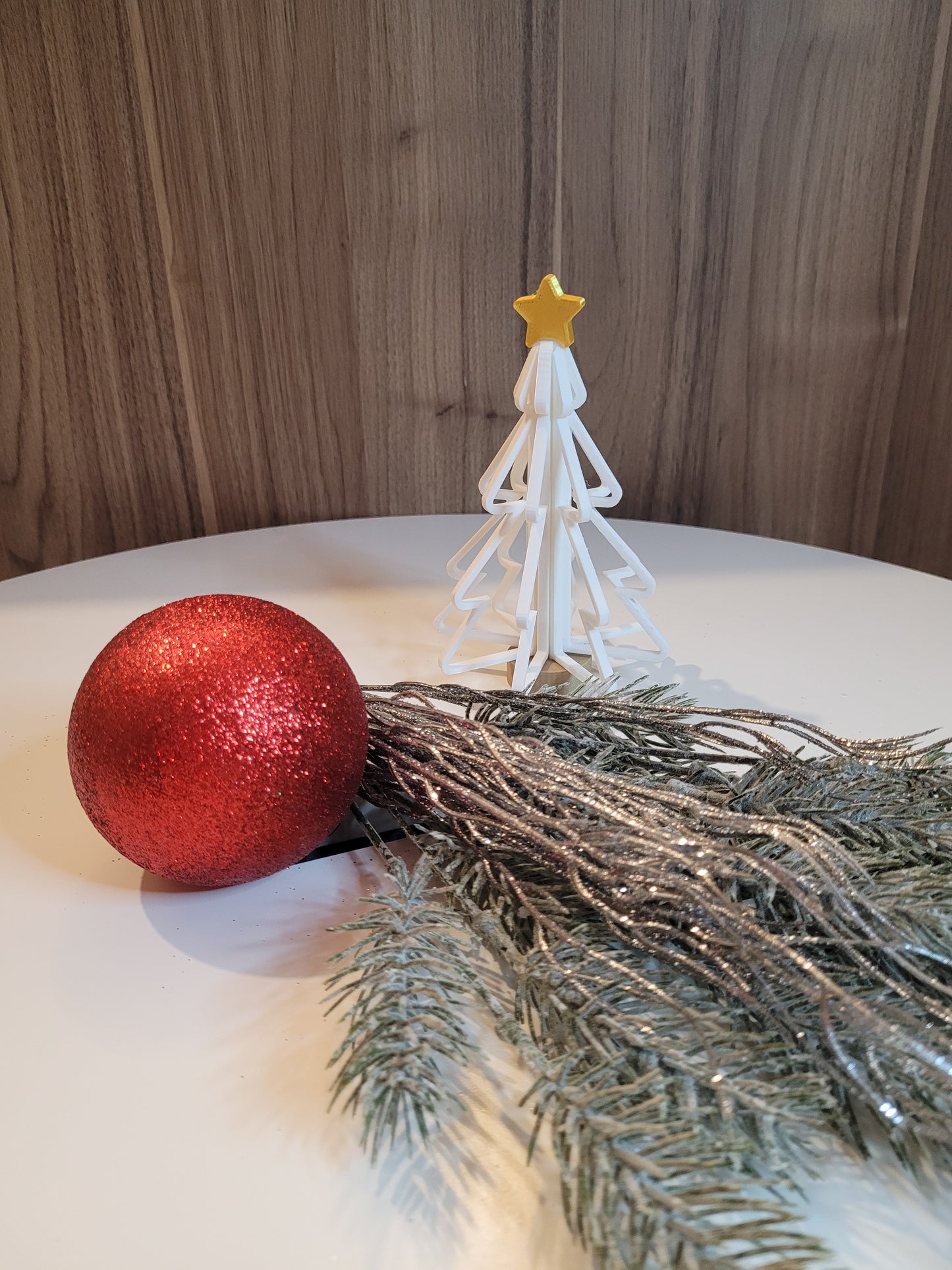 Christmas tree hollow with star topper