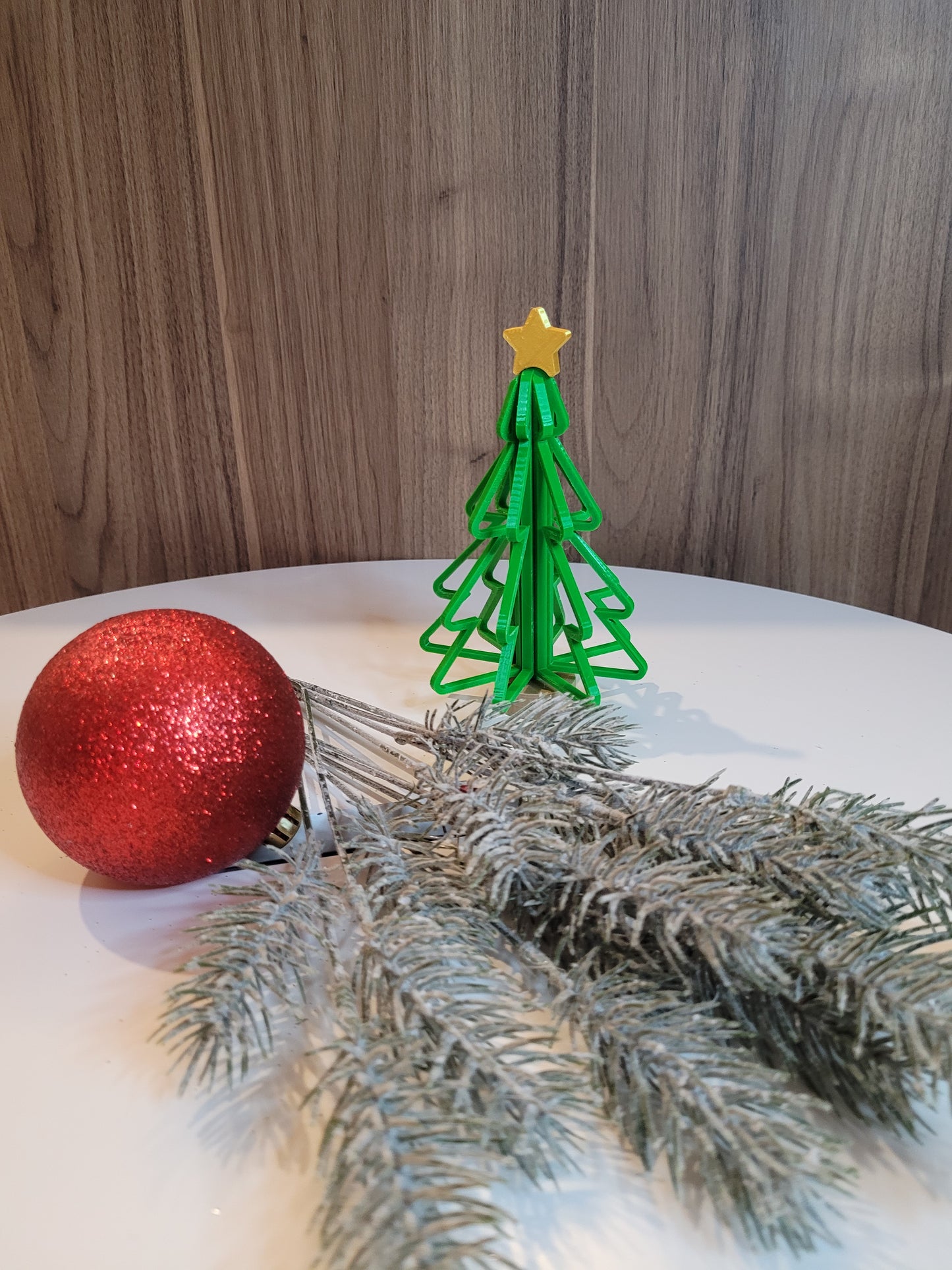 Christmas tree hollow with star topper