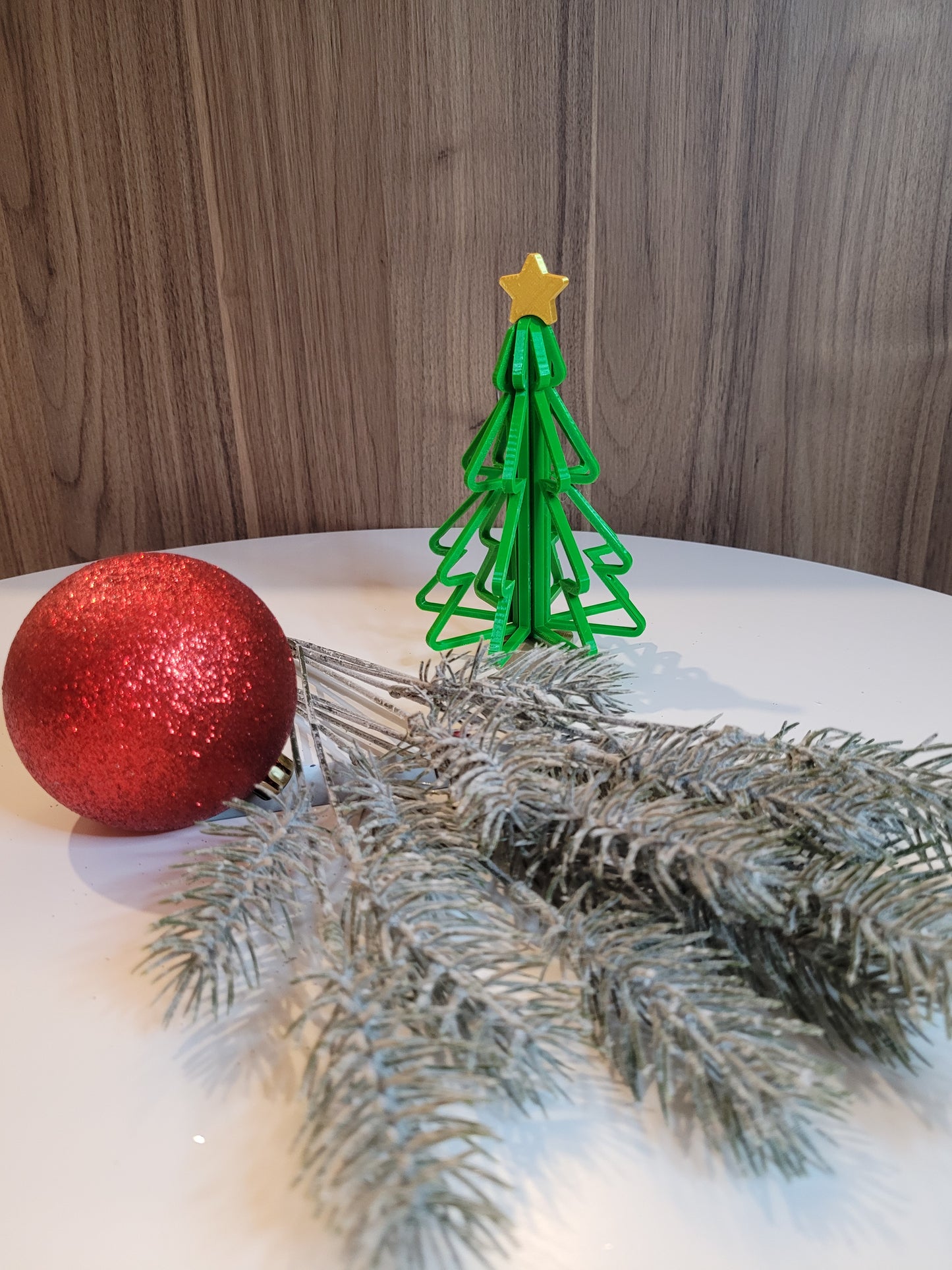 Christmas tree hollow with star topper